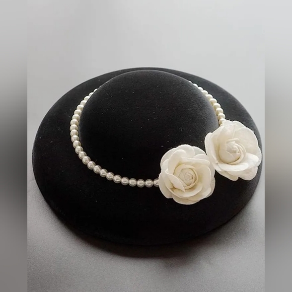 Fascinator - Picture 4 of 4